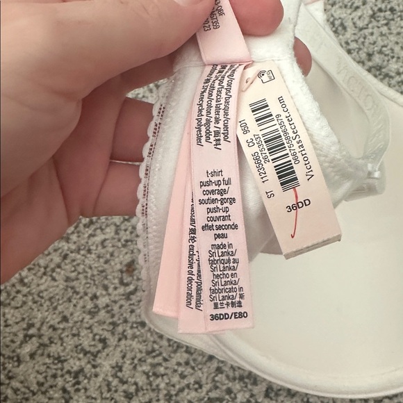 Victoria's Secret Ribbed White Bra 36DD - Picture 6 of 10